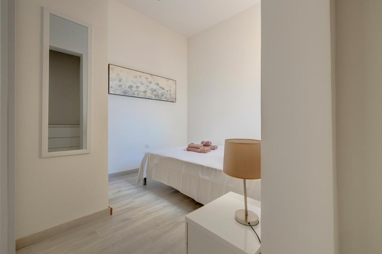 Modern Apartment In The Best Area Of Sliema Exterior foto